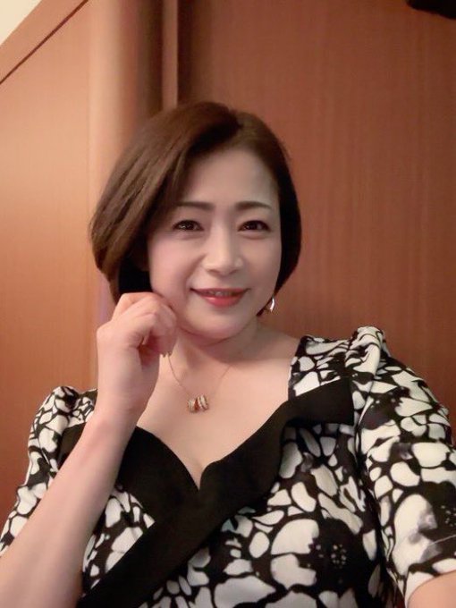 3/22(金) ラウンジバーラビリンスさんとSODLANDのコラボイベントを行います！  出勤キャストは 川上ゆうさん(@yuu_kawakami ) 友田真希さん(@maki_tomoda ) が決まっております！追加キャストも予定しております。  B1Fフロア18:00〜23:00  B1Fということはタオル1枚！？  お待ちしております🍻🍾🍻&hellip;<a class="tags" href="/tag/yuu_kawakami">@yuu_kawakami</a><a href="/tag/%E5%B7%9D%E4%B8%8A%E3%82%86%E3%81%86"class="tags"><span>#川上ゆう</span></a><a href="/tag/labyrinth_tokyo"class="tags"><span>#labyrinth_tokyo</span></a>