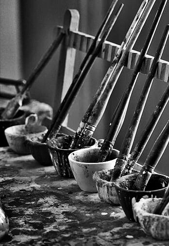 existencies's tweet image. ️️
When you have too many cups on your table.
️️