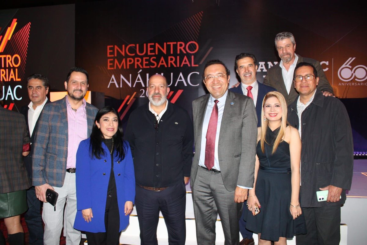 Armando_ZunigaS's tweet photo. Asistimos un grupo de consejeros y socios de @Coparmex_CDMX al #EncuentroEmpresarialAnáhuac2024 donde disfrutamos de una gran conferencia del Presidente de @CONCAMIN, @abugaberjose y fuimos testigos del reconocimiento a la @FundacionSlim recibida por #PatrickSlim así como la asistencia del Capítulo de #CoparmexCDMX #UniversidadAnahuac y su Presidente Julio Espejo.
Para #CoparmexCDMX es muy importante la vinculación y convenio que tenemos con las Universidades en beneficio de nuestros socios. ¿Ya conoces estos beneficios?
