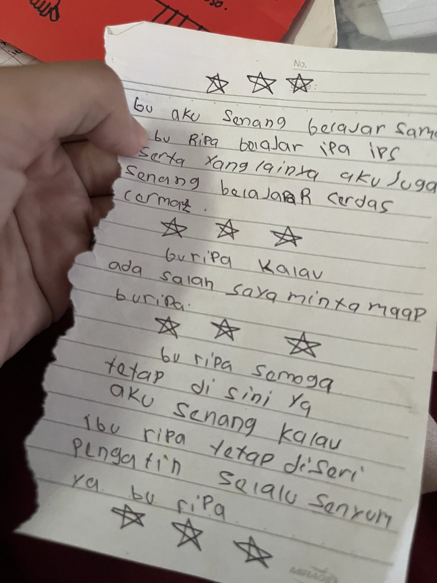 dzkrft's tweet photo. "cuman akal2an"

ini bbrp surat dari mereka, anak-anak dusun sri pengantin, salah satu dusun penempatan indonesia mengajar, yang letaknya di tengah hutan taman nasional kerinci seblat, sumatera selatan. https://t.co/g7ln0nXiH9