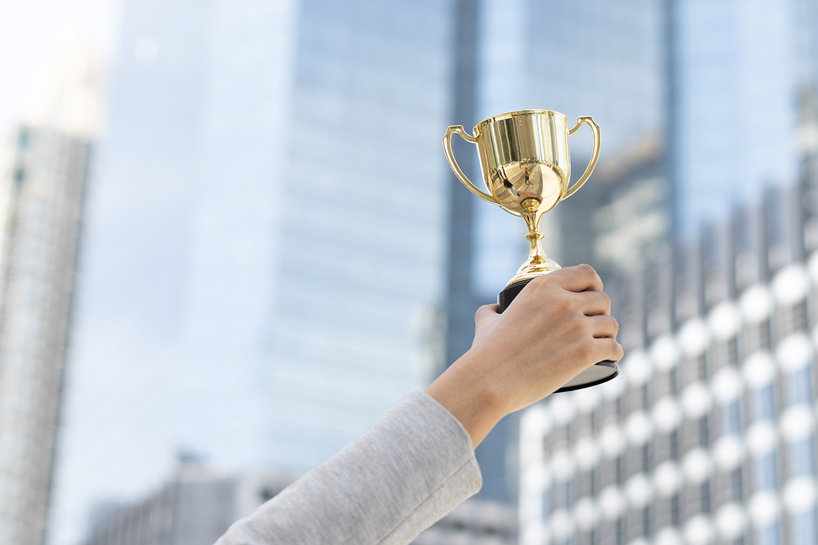 CoolSfl's tweet photo. Two Fla. Realtors Awarded NAR Grants, Mentoring https://t.co/3FFcVRXV9W https://t.co/eTAoxRFubM