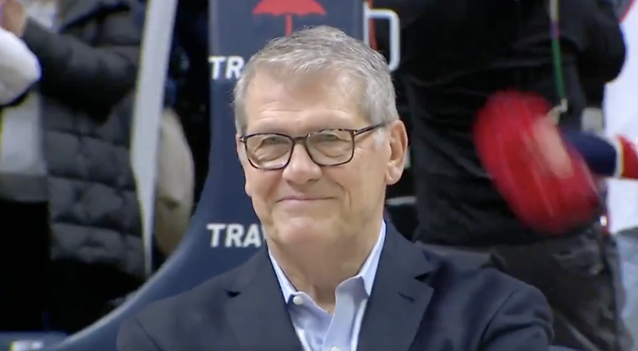DanielVConnolly's tweet photo. Geno said he found out Paige Bueckers was coming back next season at the same time as everyone else at Gampel.

This was his reaction immediately afterwards: https://t.co/KfuCtECEkJ