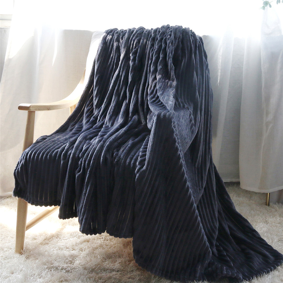 beddingoutletCN's tweet image. 🔥 Looking for a cozy addition to your bedroom? Check out our Coral Blanket! 🌸🛏 Perfect for snuggling on the sofa! 😍 #CozyBedroom #WarmThrow #SnuggleUpNow Visit our website 🌐👉 bit.ly/3s8YHWm