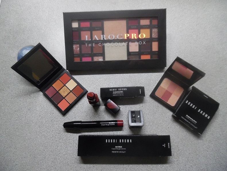 Bobbi Brown, Huda Beauty & Laroc Cosmetics Set
freeshippingbooth.ecrater.com/p/44631195

#OfficialNadi #JuicyJasOfficial #MichellePhan #JVongphoumy #PatrickStarrr #PromiseTamang #KkimThai #DressYourFace #IAmKareno #SoothingSista #ChristinaMarie #WZ_BEAUTY #AMITBEAUTYTALK #teenvogue #vogue #Weibo