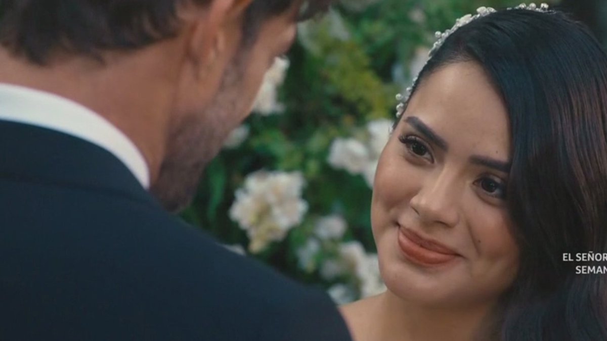 el momento de "sí quiero" derrochando amor #VuelveAMi #Nuriago