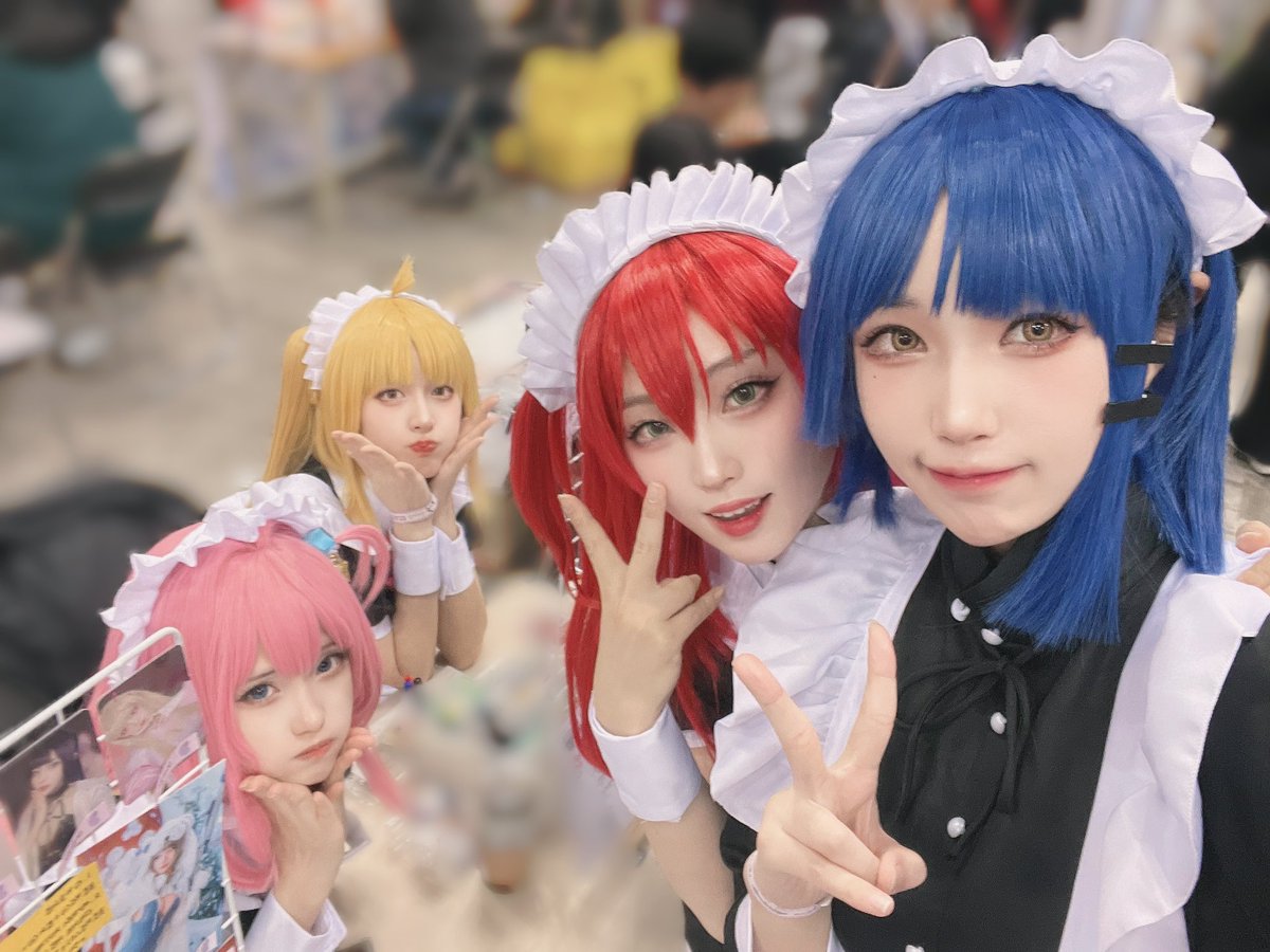 일러페스 T-21 결속메이드🩷💛♥️💙 https://t.co/7Dt1hdMHC6