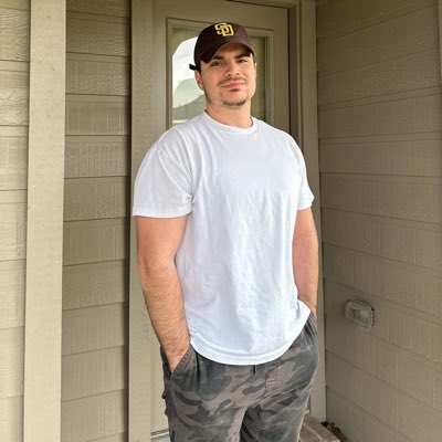 YouKnowTaylor's tweet photo. #NewProfilePic https://t.co/HrCIiyF5WT