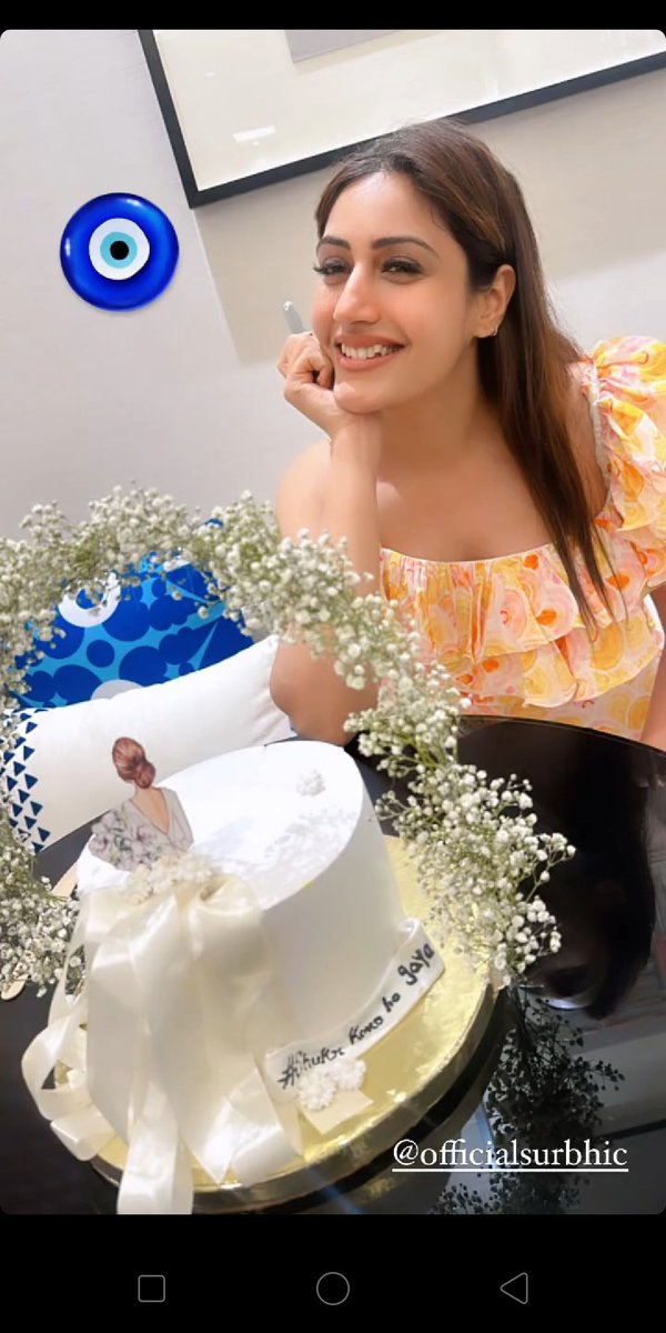 Mahima4Shet's tweet photo. My girl is so happy 🥺♥️🧿
Girl gang😍
KJ also joined🥺🤌

#SurbhiChandna 
#SuKar https://t.co/VJGpqYjt5q