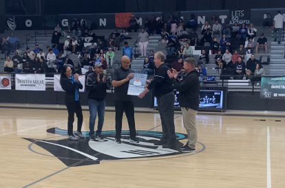 OrganMountainHS's tweet photo. Congratulations to Coach Richard Robinson for your induction to the Knights of Honor wall at the Castle. Go Knights! https://t.co/Ch7zNR4ZyR