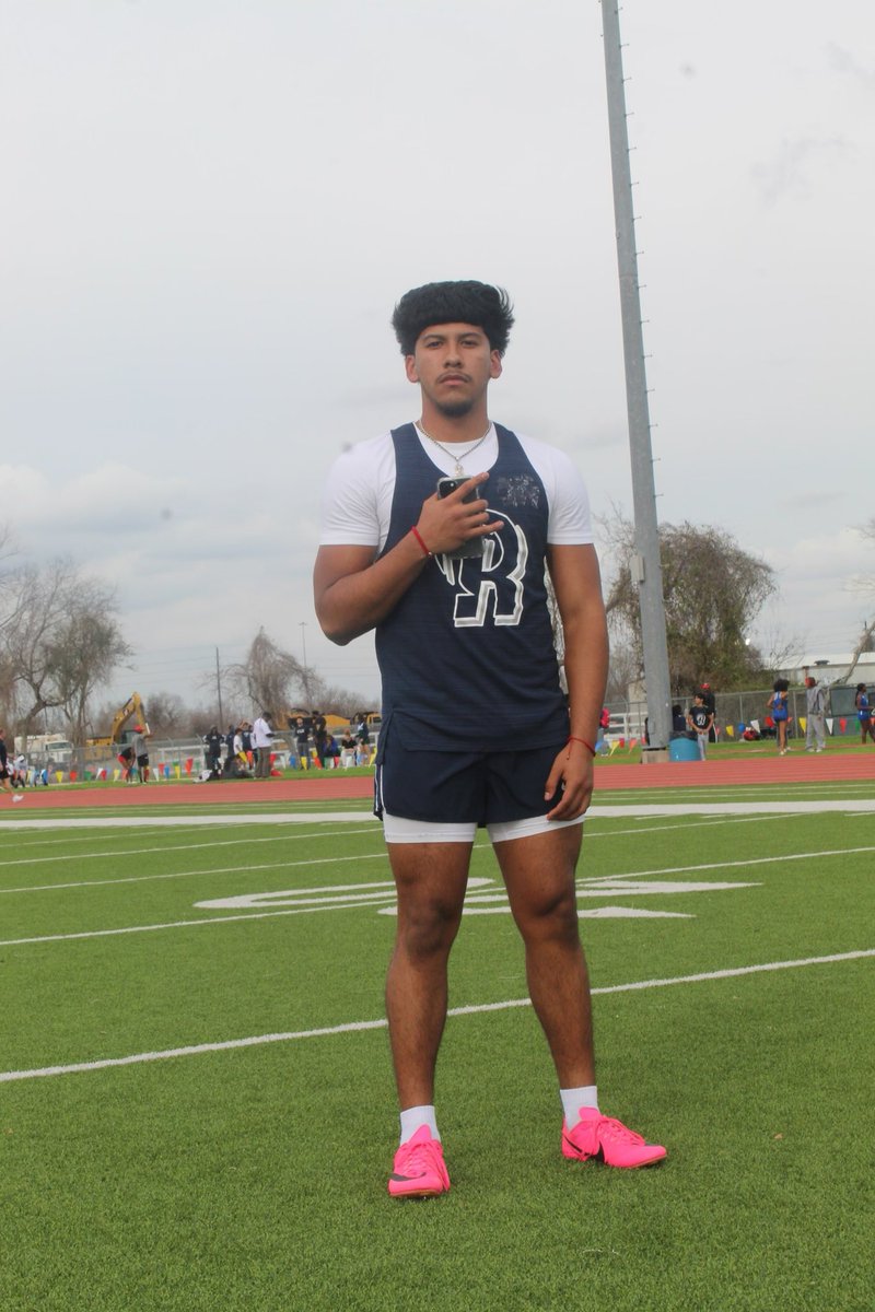 flashoutIsh_8's tweet photo. First 100m nd 200m for the year!! Got 1st place on the 100m dash and 2nd Place for the 200m dash💪🏽☝🏽
@CoachMcClanahan @coachshanle 
#Texas #TexasTrack https://t.co/InO4fFTni6