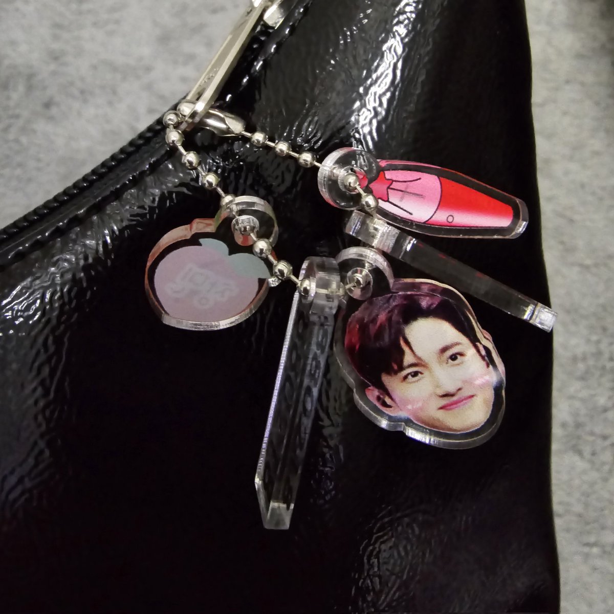 AllForChangmin's tweet photo. พวงกุญแจในเซตคือที่~ 😚 https://t.co/7YEANc28dQ