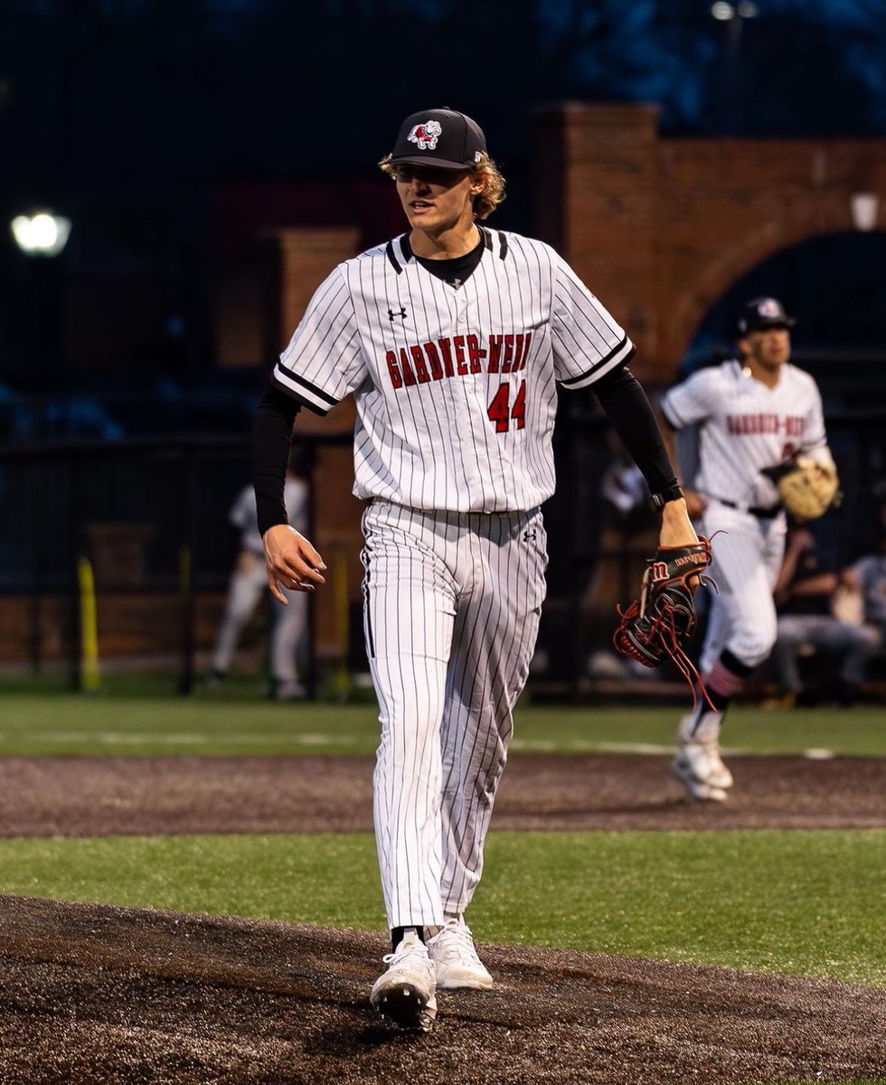 BenIngle3's tweet photo. Well the Dogs fell a little short yesterday but Noah had a great day. 2 1/3 IP,0 Earned Runs, 3K, 0BB, 1 H. I am so glad he landed at Gardner Webb. #skodogs. #gwbaseball @GWUBaseball @VBL_Cannons @chsironmenbase2 @NCPost100 https://t.co/VVtHcXTGxr