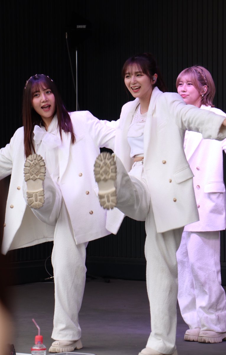 estragonk's tweet photo. 👯‍♀️
#MTAYouaremyValentine
#AMEFURASSHI https://t.co/j7TLnwFCBa