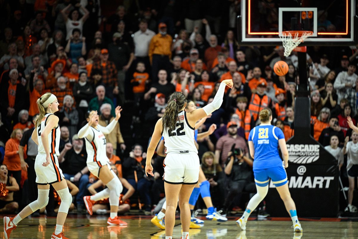 BeaverWBB's tweet photo. 𝑺𝒕𝒂𝒚𝒆𝒅 for this. https://t.co/4YPosKMe3f