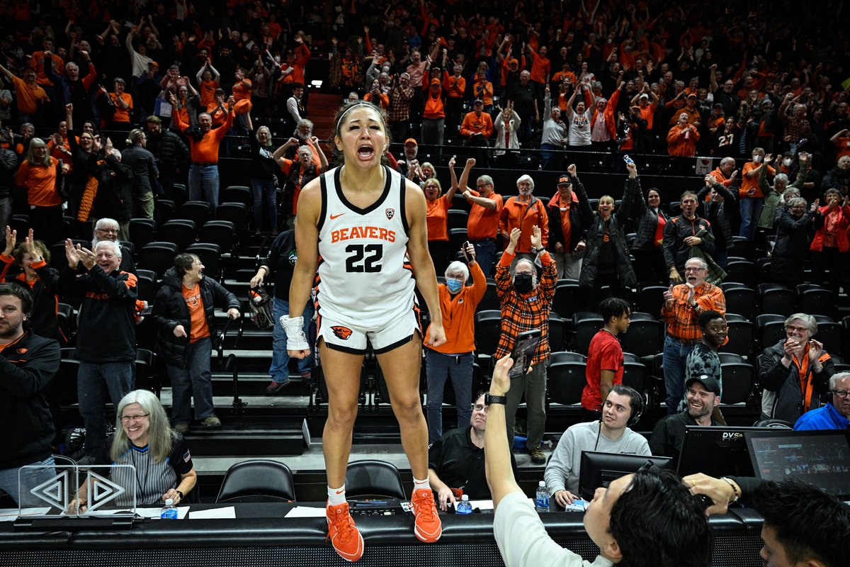 BeaverWBB's tweet photo. 𝑺𝒕𝒂𝒚𝒆𝒅 for this. https://t.co/4YPosKMe3f