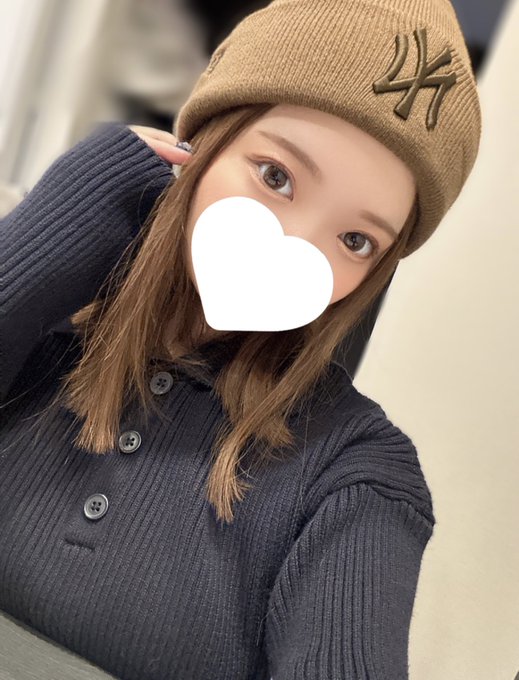 最近は外に行くことが増えて足が疲れちゃいます😓