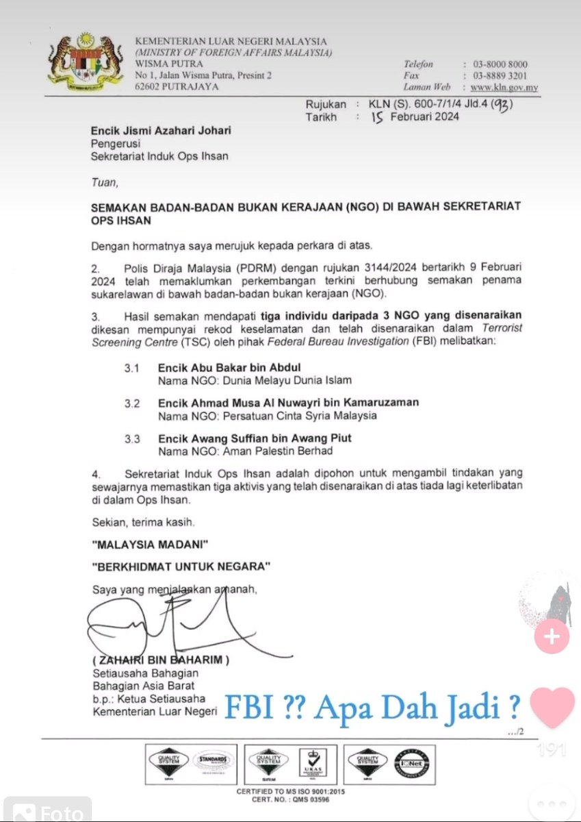Pe cite? Mcm mane FBI boleh masuk campur urusan dalam negara dan mcm mane kerajaan sekarang boleh guna khidmat FBI dalam urus tadbir negara nie, ini adalah suatu kepelikan yg harus dipersoalkan lepas tu senang2 je cop semua NGO tu dok bantu terrorist, terrorist papa die!
