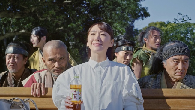 新垣結衣 さん衣装】 🆕CM #アサヒ十六茶/ « 新CM »「わたしの味方