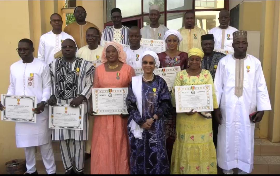 Ministère de l'Entreprenariat National, Emploi &FP tweet media