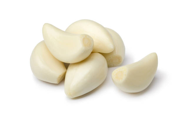 Nig_Farmer's tweet photo. #NaijaFarmerTips
Today is a good day to deworm yourself you know

If you're the type that hasn't dewormed in years, months today is a good day to help yourself out.

So how do you do it without stressing.

You need two things 

- Half cup of Milk
- 3 cloves of Garlic
- Ensure you've not taken anything (morning preferably)

Step
- Blënd the garlic
- Pour the blèndêd garlic in the half cup of milk
- Mix thoroughly
- Drink it.

Your worms will find their way out of your system.

We use this to help those who have worm issues in our farming communities.

This deworming tip was passed onto us by our Fulani friends in the farm. That's their way of deworming their families and friends it works every time.

Ensure you take it before food early in the morning.

Disclaimer
My Tips are not for children or pregnant women (it is for those who can decide to take it or not)

Cheers my friend
Lanre NaijaFarmer.