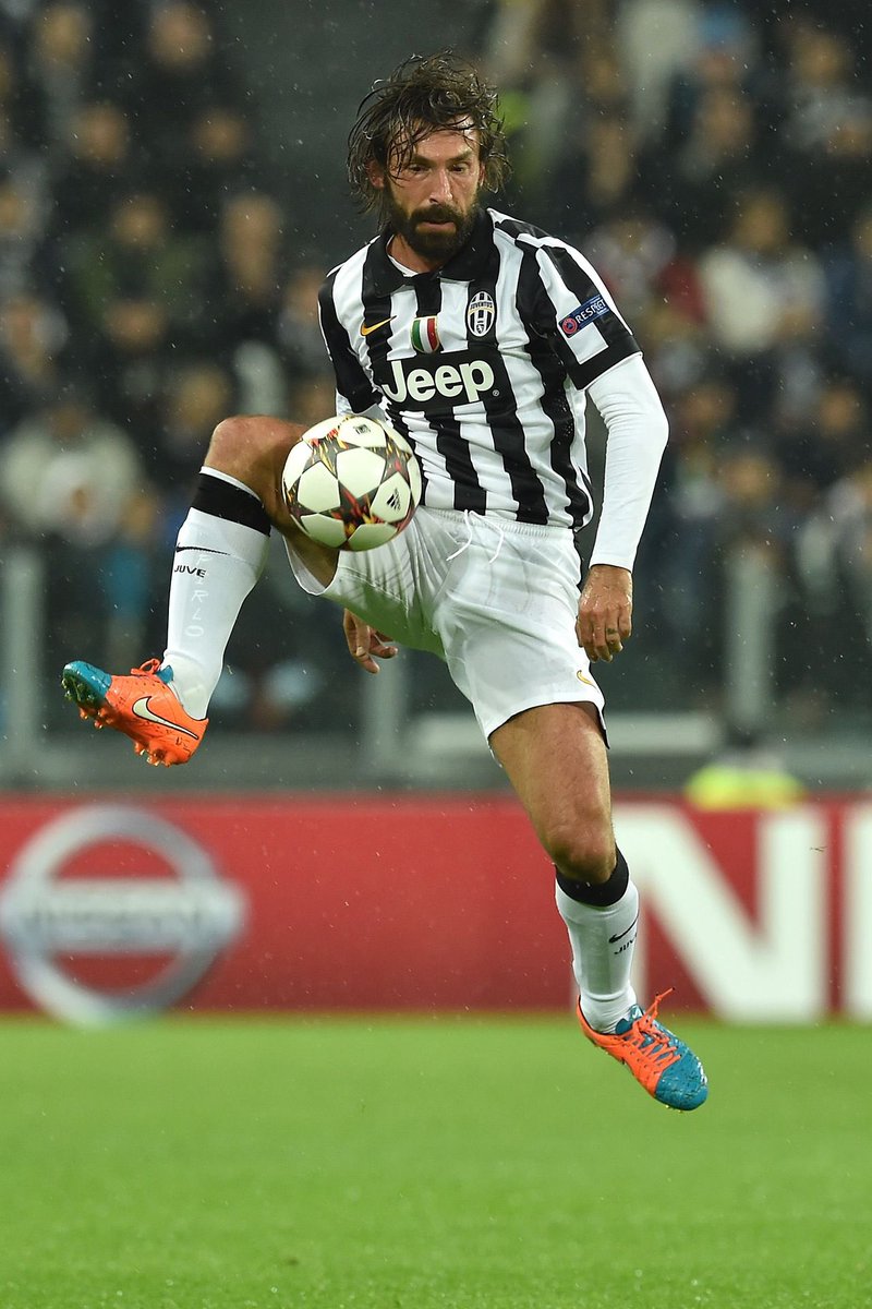 ___DeeMoney's tweet photo. Choose one in their prime as players. 

A. Andrea Pirlo 
B. Xavi Hernandez 

Comment Using #SilverSports https://t.co/3aQPWUMKe2