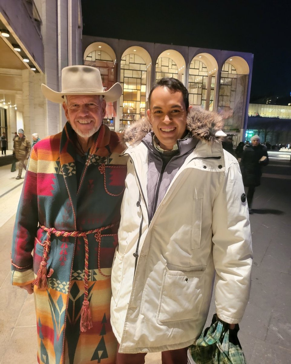 timkglenn's tweet photo. @GirkinGirkin Sending prayers from NYC USA, hoping our Congress sends $$$ to Ukraine very soon.  Слава ЗСУ! Tim and Ruben https://t.co/T5olZi2WfK