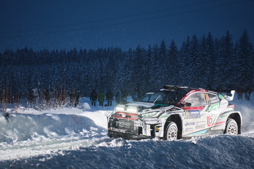 Four #GRYarisRally2 in the top five of WRC2 after a demanding Friday at Rally Sweden! 💪

Also an outright stage win with Georg Linnamäe in SS5! 🥇

#ToyotaGAZOORacing #WRC #RallySweden 🇸🇪