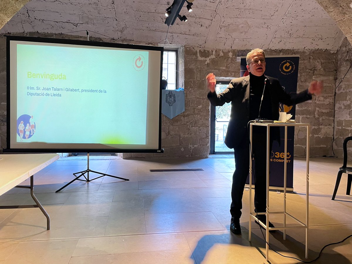 Educació 360 tweet media