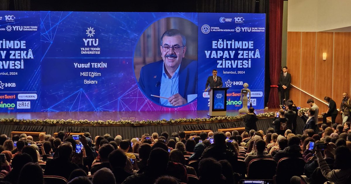 istanbulilmem's tweet image. 🔹Millî Eğitim Bakanımız Sayın Yusuf Tekin, &quot;Eğitimde Yapay Zeka Zirvesi&quot;nde konuşmalarını gerçekleştiriyor.

🎥Canlı yayın takibi için youtube.com/live/KbffviSCX…

@tcmeb @Yusuf__Tekin
@MucahitYentur @YildizEdu