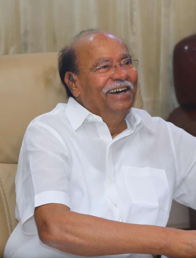 xTechMed's tweet photo. தர்மபுரியில் ஒரு பிரச்சனையா பாமக தான் வரணும்

கிருஷ்ணகிரியில் பிரச்சனையா பாமக தான் வரணும்

சேலத்தில் பிரச்சனையா பாமக தான் வரணும்

திருவண்ணாமலையில் பிரச்சனையா பாமக தான் வரணும்

விழுப்புரத்தில் பிரச்சனையா பாமக தான் வரணும்

கடலூரில் பிரச்சனையா பாமக தான் வரணும்

அரியலூரில் பிரச்சனையா பாமக தான் வரணும்

தஞ்சாவூர் கும்பகோணத்தில் பிரச்சனையா பாமக தான் வரணும்

காஞ்சிபுரத்தில் பிரச்சனையா பாமக தான் வரணும்

ராணிப்பேட்டையில் பிரச்சனையா பாமக தான் வரணும்

வேலூரில் பிரச்சனையா பாமக தான் வரணும்

சென்னையில் பிரச்சனையா பாமக தான் வரணும் 

டெல்டா விவசாயிகளுக்கு பிரச்சினையா பாமக தான் வரணும்

இப்படிஎந்த மாவட்டதில் எத்தனை என்றாலும் தமிழுக்கும் தமிழ்நாட்டிற்கும் எந்த பிரச்சினை என எல்லாத்துக்கும் பாமக தான் வரணும் ஆன��� ஓட்ட மட்டும்  திமுகவுக்கு போடனும்..

உங்களை எல்லாம் காப்பாத்த முடியாது..

#PMK #PMK4TN #AnbumaniRamadoss #DrAyya #Vadalur #Vallalar #Protest
