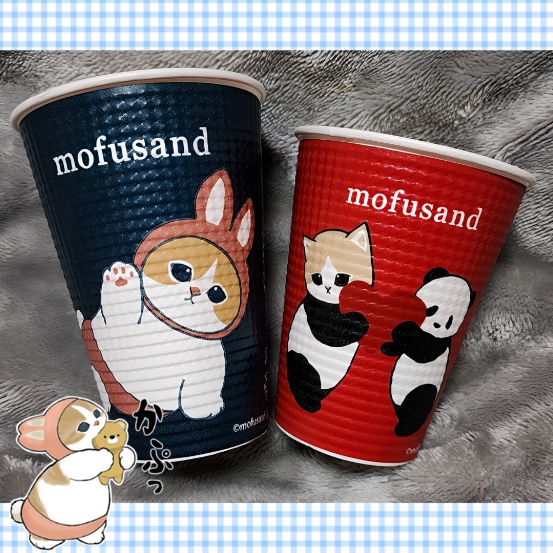 SilverRing1693's tweet photo. mofusandコラボのコーヒーカップを買ったのでタンブラーにしてみました( *´艸`)✨💕
写真に写ってないところにいびつなところはあるけど保管用だからまぁいいか(꒪¯꒳​¯꒪)♬

#mofusand #ファミリ～にゃ～ト大作戦 https://t.co/yr2GCmhQpu