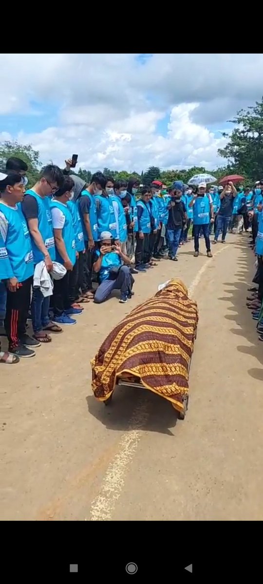 FShifahie's tweet photo. The refugee's kids need a future just like yours, Don't shut your eyes on them. open your hearts and resettle them 
#End12YearsInLimbo_Indonesia https://t.co/Z4DvsTR2Z1