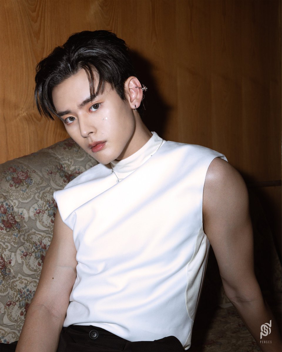perses_official's tweet photo. PERSES 'คนใกล้ที่คิดไกล (Far Too Close)' | #NAY_PERSES Teaser Image #1

PERSES 'คนใกล้ที่คิดไกล (Far Too Close)' Official MV
🖤 MV Release on : 21.02.2024, 6PM (ICT)
📍 Youtube : gnest_official

#PERSES_คนใกล้ที่คิดไกล
#PERSES #PERSES_TH
#GNEST #GMMMusic #TPOP https://t.co/3Bj3Kt8JFx