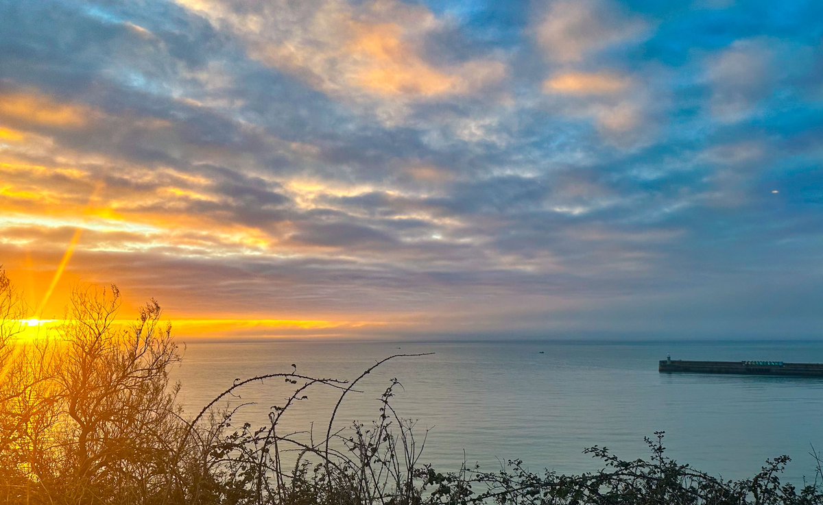 My Morning View 

Impromptu stop off, sun was showing for a few seconds. 

#folkestone #folkestoneharbourarm #PhotoOfTheDay #sunrise