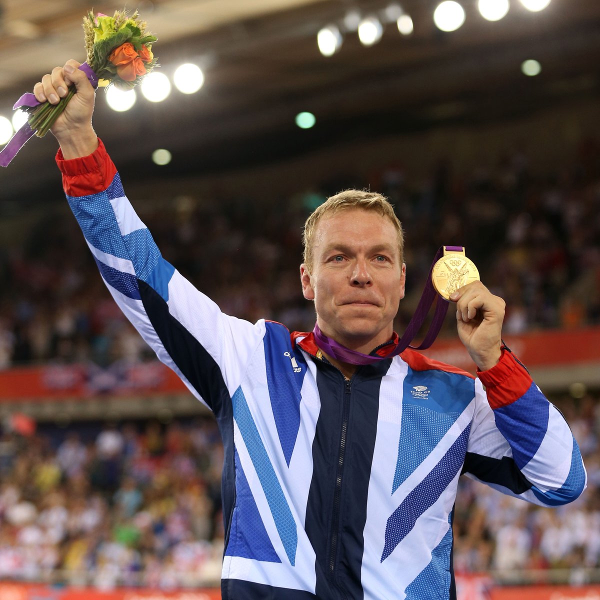 TeamGB's tweet photo. Chris Hoy is a hero to many, including all of us at Team GB.

Our love and thoughts go to Chris and his family. He is, and will continue to be, an inspiration to us all ❤️ https://t.co/aJ33YSABAc
