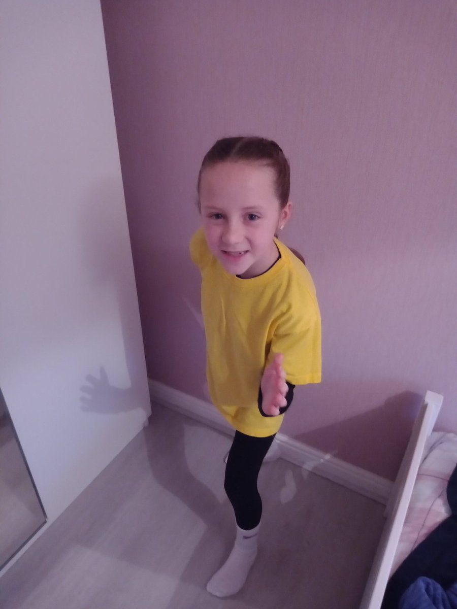 Mrs H Gunter tweet media