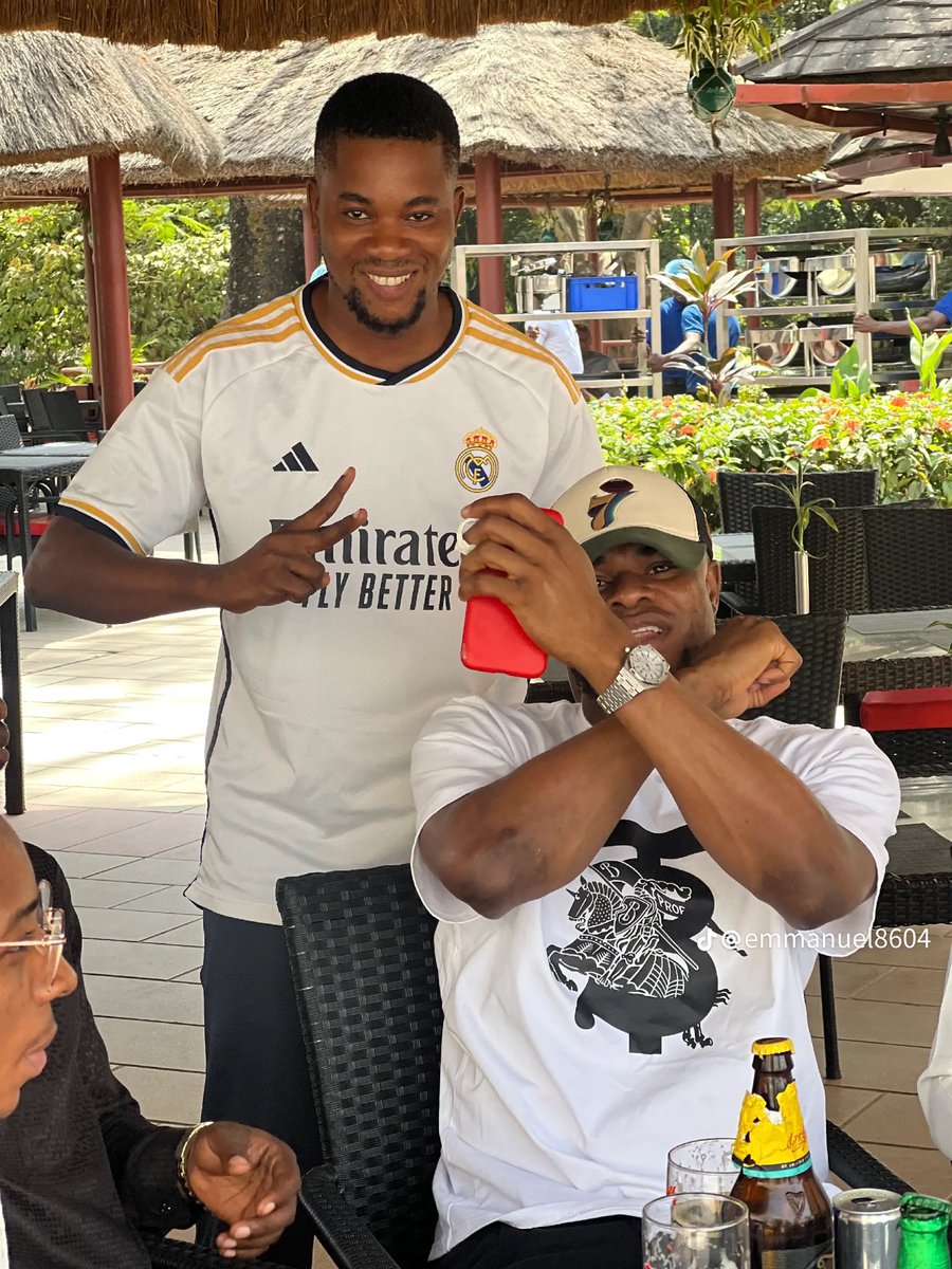 BODASSISTANT's tweet photo. Nor be Nigeria Goal keeper for this last AFCON be this 😭😭😭 https://t.co/Pz5gnLMvdi