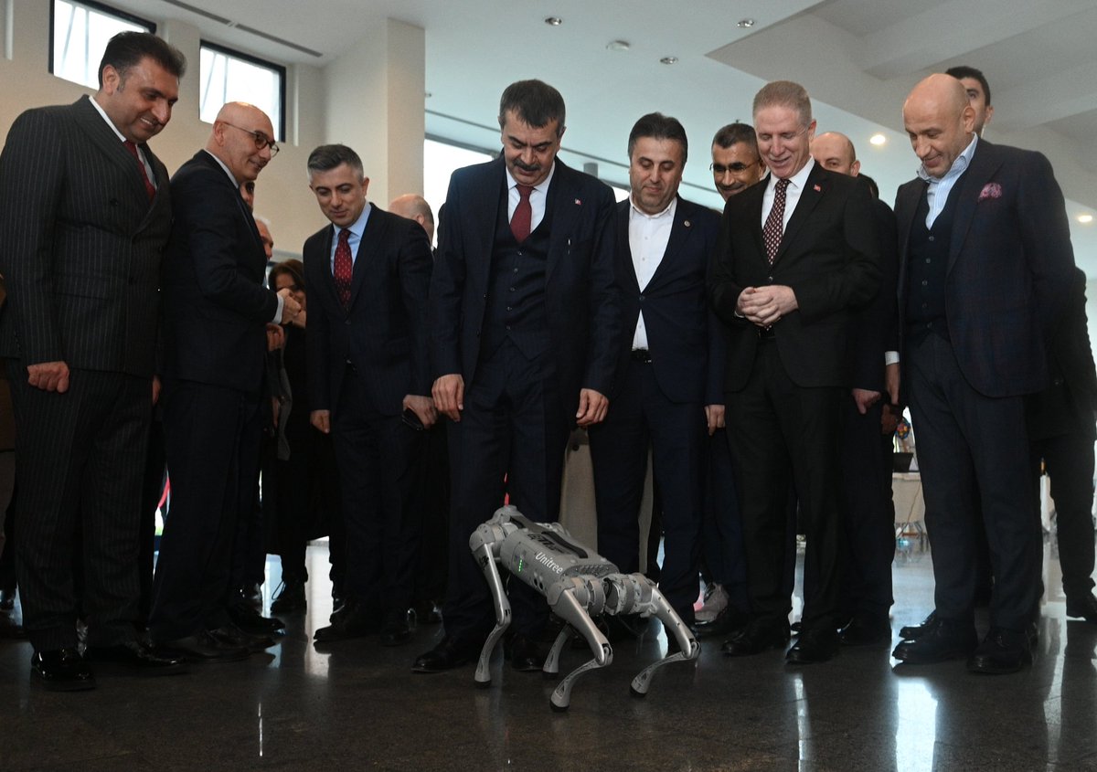 av_nurettinalan's tweet photo. İstanbul İl Milli Eğitim Müdürlüğü ve Yıldız Teknik Üniversitesi tarafından gerçekleştirilen "Eğitimde Yapay Zeka Zirvesi" programına katıldık. https://t.co/ZMtDlUvXjv