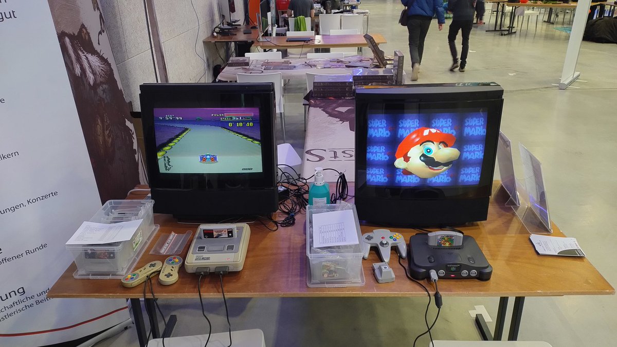Kein Retrostand ist komplett ohne die neue RetroGamer. 
Wer Lust auf eine Runde Retrospiele hat, findet uns dieses Wochenende auf der GG Bavaria 2024.

<a href="/RetroGamer_de/">Retro Gamer</a> <a href="/ggbavariacon/">GG Bavaria</a> #Muenchen #Videospiele #Retrogaming