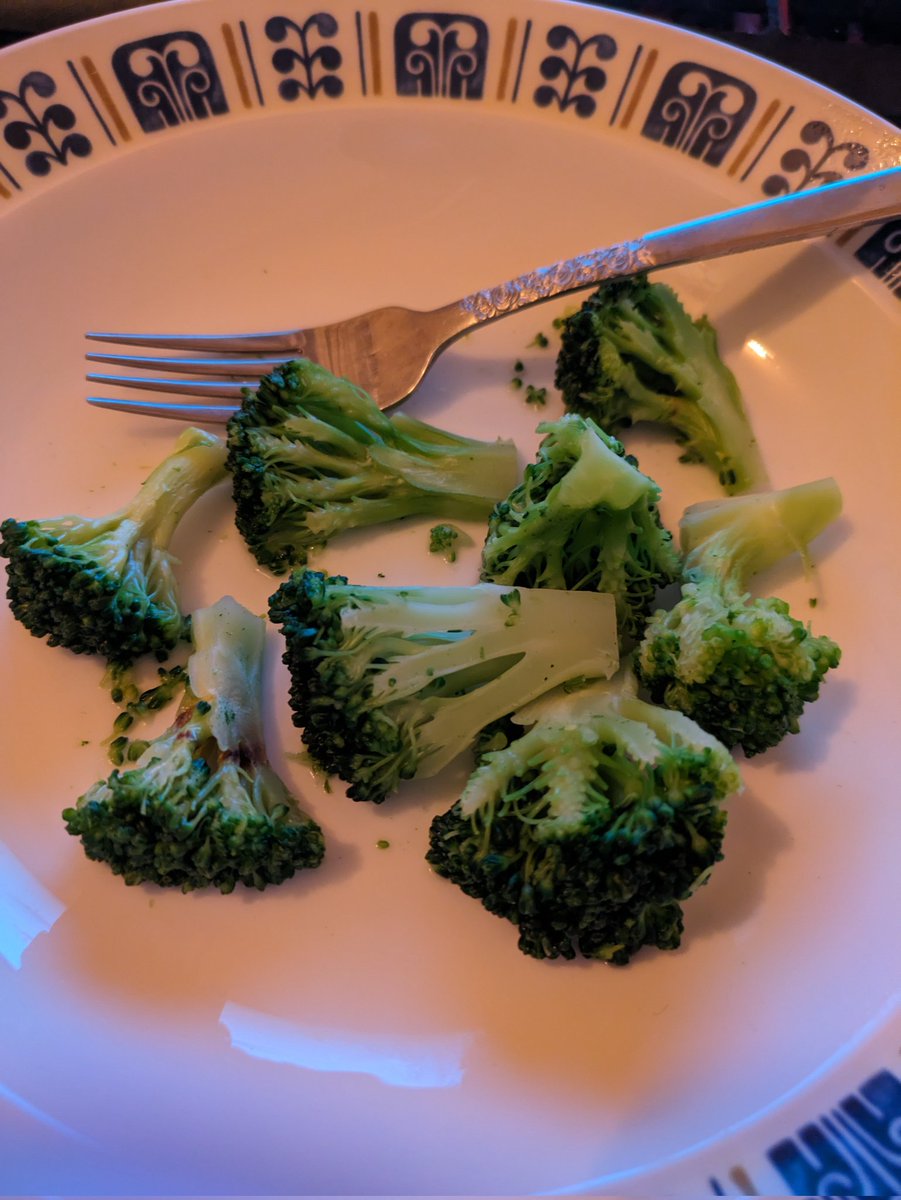 cefcacef12345's tweet photo. 今日の俺のご飯（エサ） https://t.co/MwGZ0mMsDK