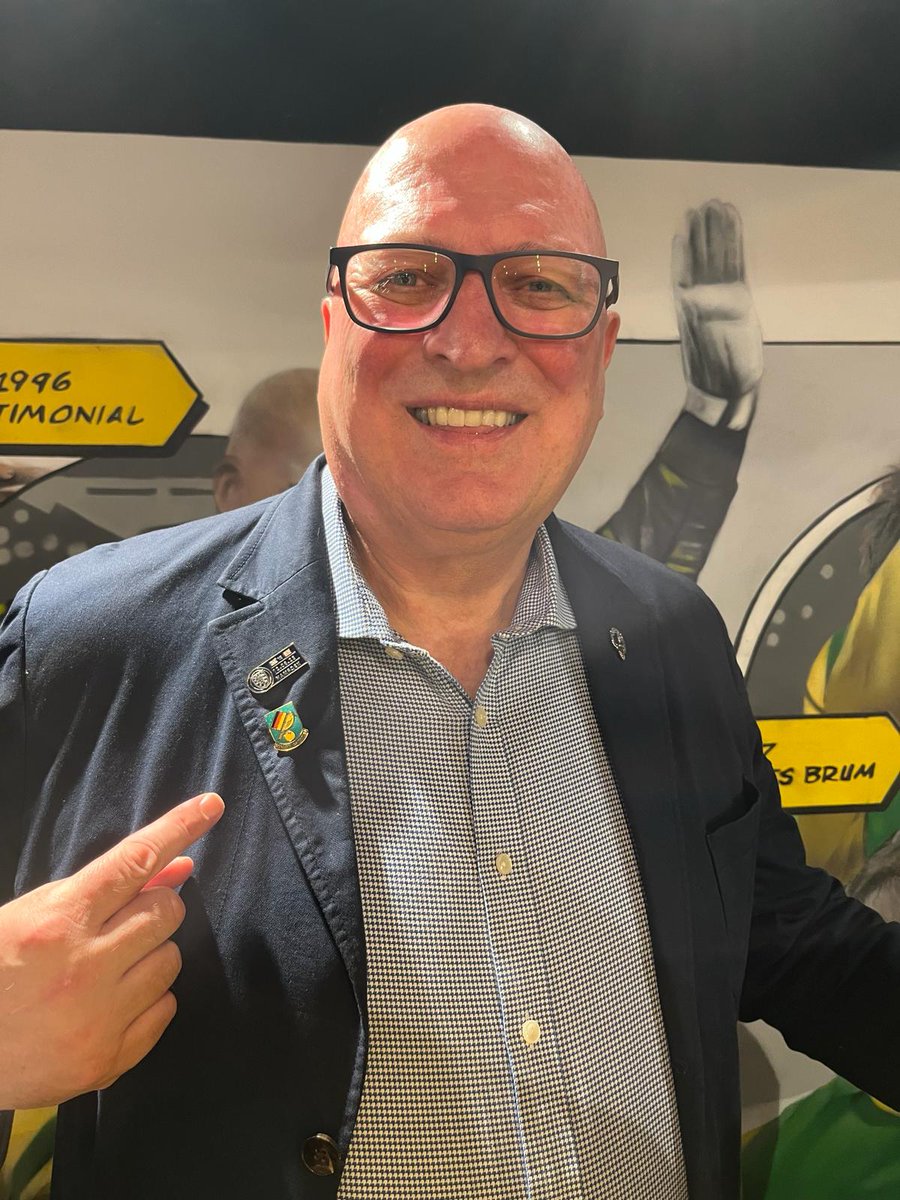 *!* NEW MEMBER ALERT *!*
The legend that is Mr Gunn snr, <a href="/MrGunny1963/">Bryan James Gunn</a> joining us officially last night. And what a night!