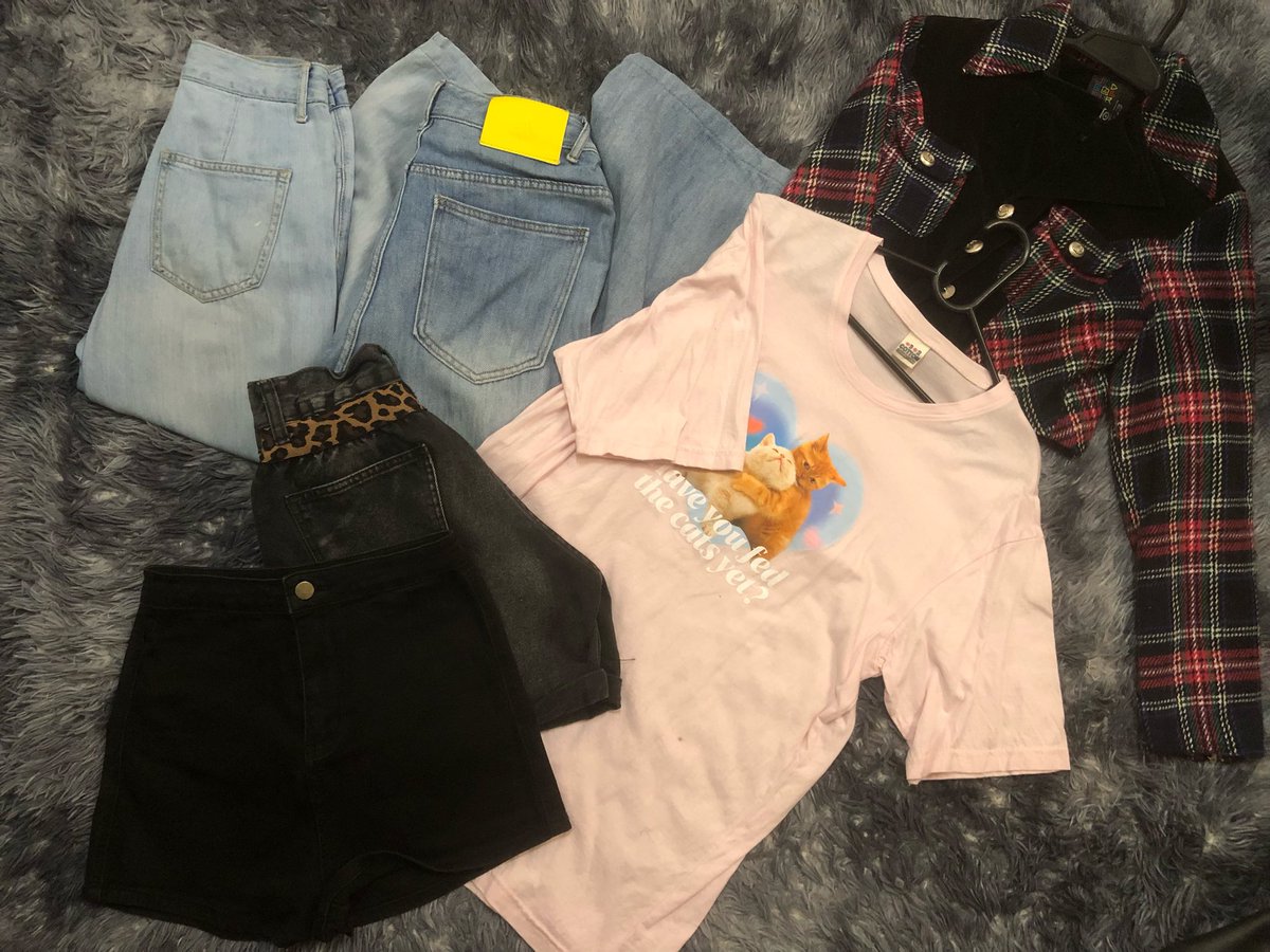 zomookk's tweet photo. ୨୧ ปล่อยเสื้อผ้าเค้าเอง ୨୧
𓇼 、 มีมากกว่าในรูปน้า 
📮ค่าส่ง 40+5 เหมาส่ง 50.- 
🛒𝐂𝐟 𝐍𝐨 𝐂𝐜 เอฟ = พร้อมโอน 
❗️ปักเยย เดี๋ยวเค้ามาลงงับ📮 https://t.co/HKj56nnwbn