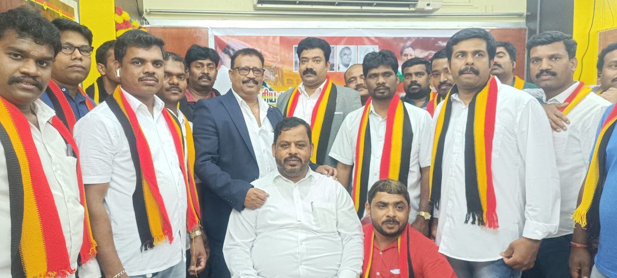 MalikAn88744791's tweet photo. @imPremallatha
@vj_1312
#dmdk #dmdk_kuwait
#dmdkkuwait #தே��ுதிக_குவைத் https://t.co/3ZKnIT5Rtu