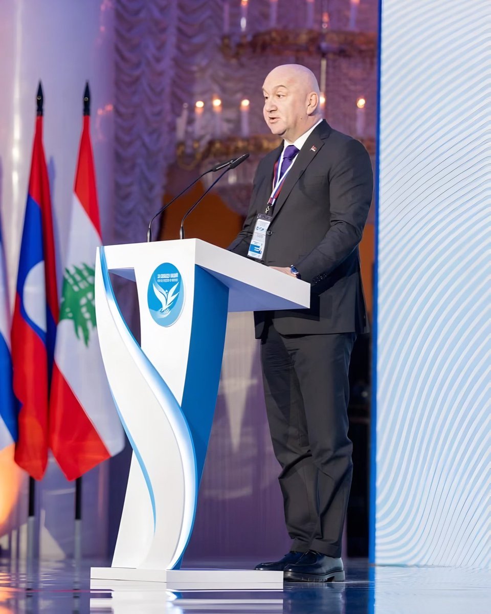 Након обраћања на форуму ,,За слободу нација’’, у интервјуу за <a href="/RT_com/">RT</a> сам се осврнуо на притиске са којима се Србија суочава због одбране националних интереса, неприклањања западној блокади Русије, али и на потенцијалe сарадње наше две земље.

Више на: rt.rs/srbija-i-balka…