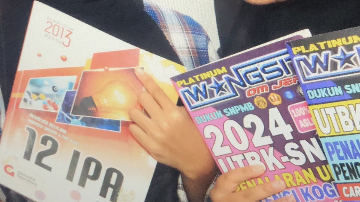 emailstd's tweet image. pb pake buku masa depan @neiscript 🫡