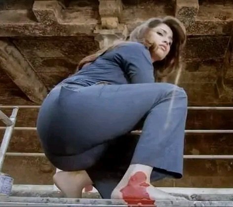 GGhv2iaXgAAuLOU?format=jpg&name=small