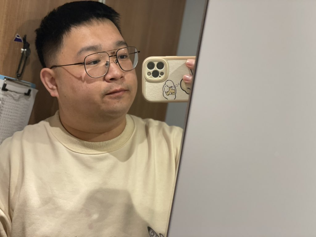 TarolDy's tweet photo. 新年快乐！ https://t.co/zwRFnl4lh2