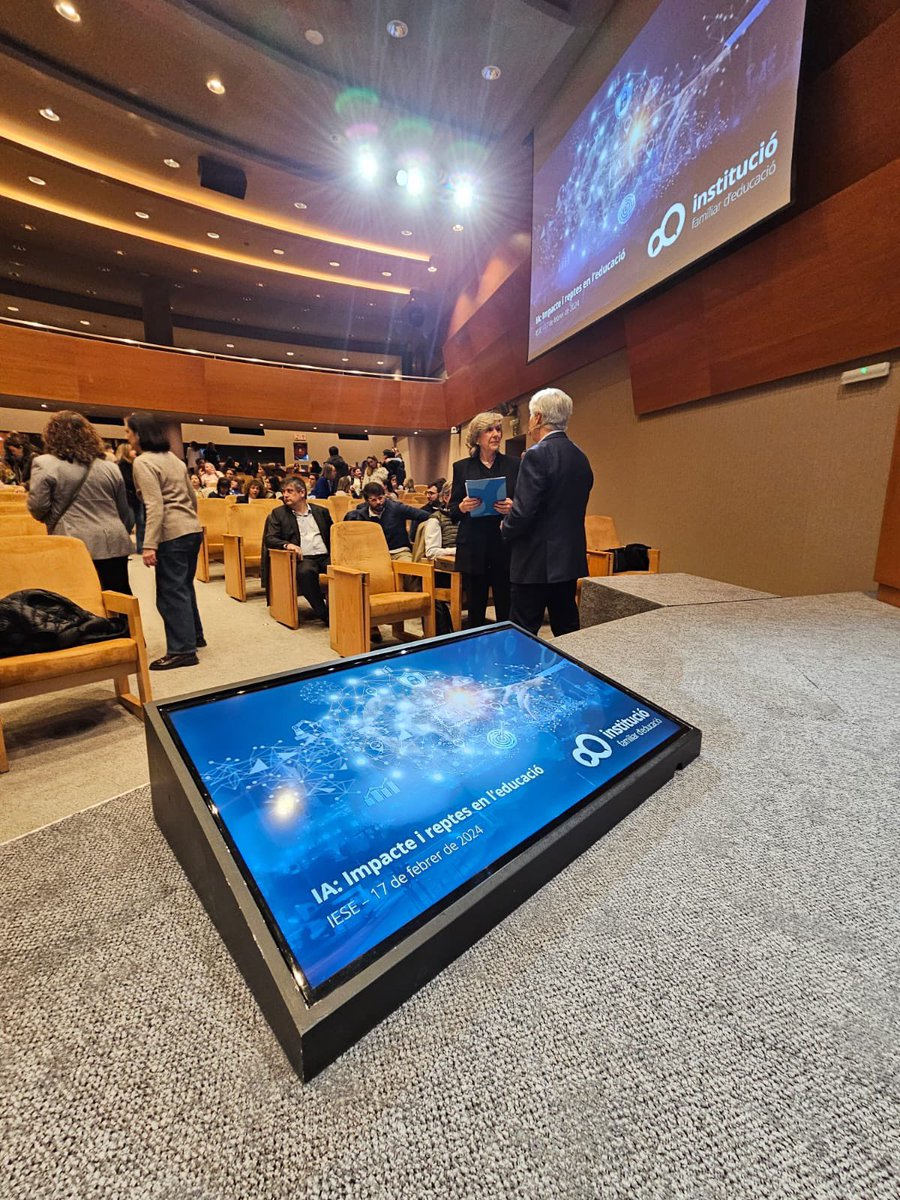 Comença la Jornada anual de la Institució a IESE dedicada a tot el nostre professorat. Sota el títol “Aproximació a la IA” amb més de 400 docents per gaudir d'unes sessions, que esperem siguin profitoses! Gràcies per acompanyar-nos.  #ReptesEducatius2024 #AproximacioalaIA