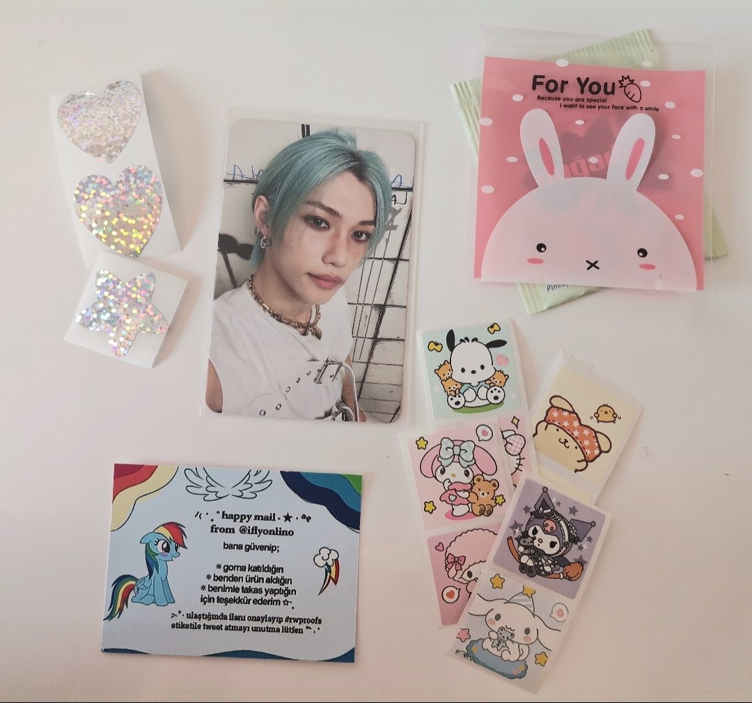 staywithlara's tweet photo. happy mail!!!🦋
Her sey icin cok tesekkur ederimm🥺💞
#rwproofs https://t.co/0tTVi3SP2d