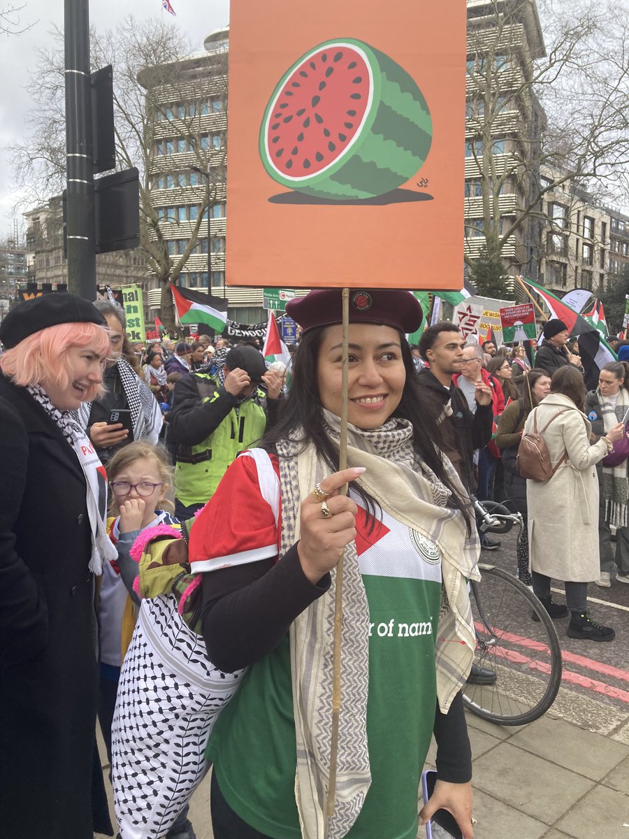 Seen at the National March for Palestine

#SolidarityIsBeautiful